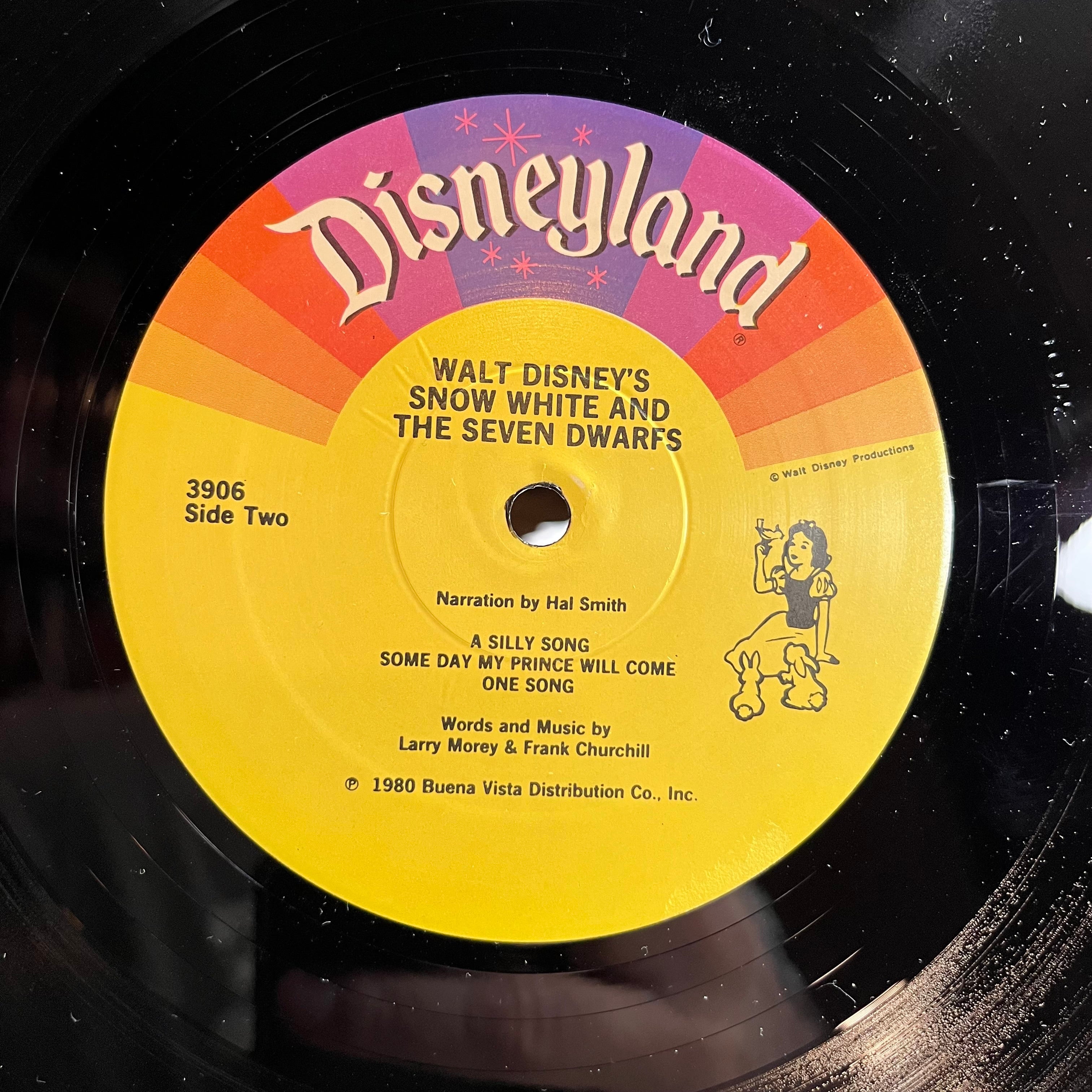 Snow White And The Seven Dwarfs (VINYL) | Near Mint- (NM-) Near Mint- (NM-) Get Vinyls